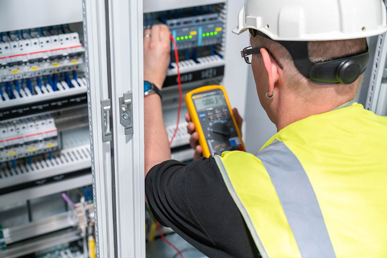 Elektroanlagen-Kontrolle bei Frank Elektrotechnik in Cham