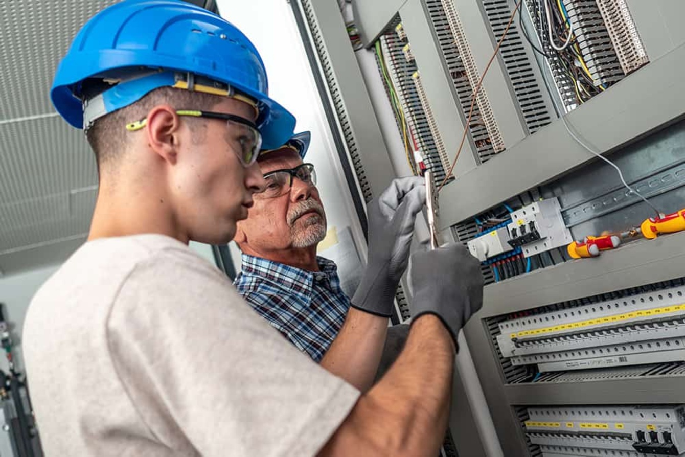 Ausbildung bei Frank Elektrotechnik in Cham